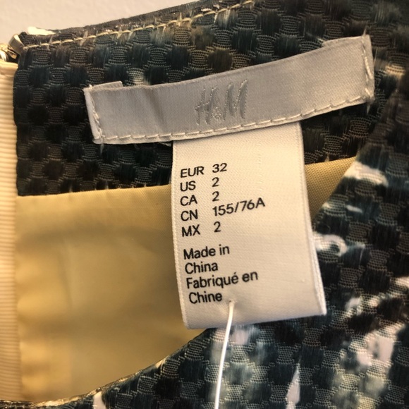 Tropical leaf fit and flare skater dress by H&M - Picture 5 of 7